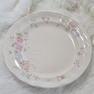 Pfaltzgraff Tea Rose Floral 2 Dinner Plates
